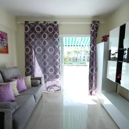 In Beachfront Complex In El Duque Area, Apartamento