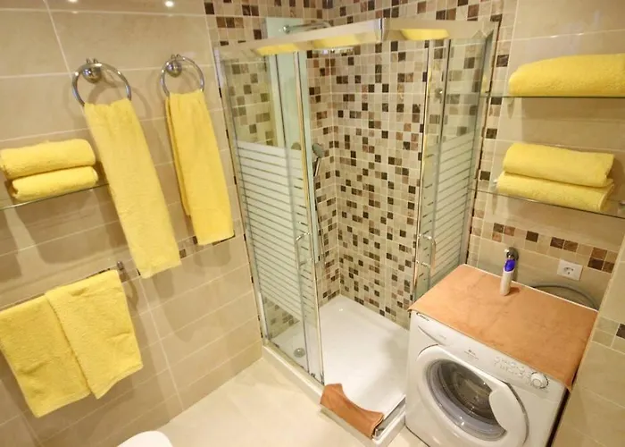 Apartman In Beachfront Complex In El Duque Area, Costa Adeje (Tenerife)