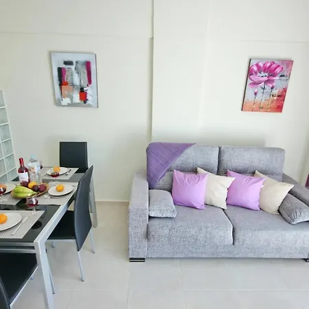 In Beachfront Complex In El Duque Area, 阿德耶