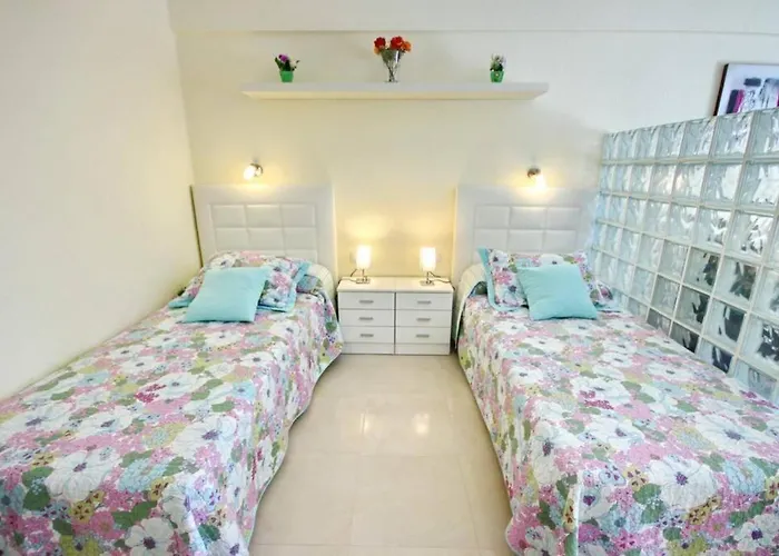 Διαμέρισμα In Beachfront Complex In El Duque Area,