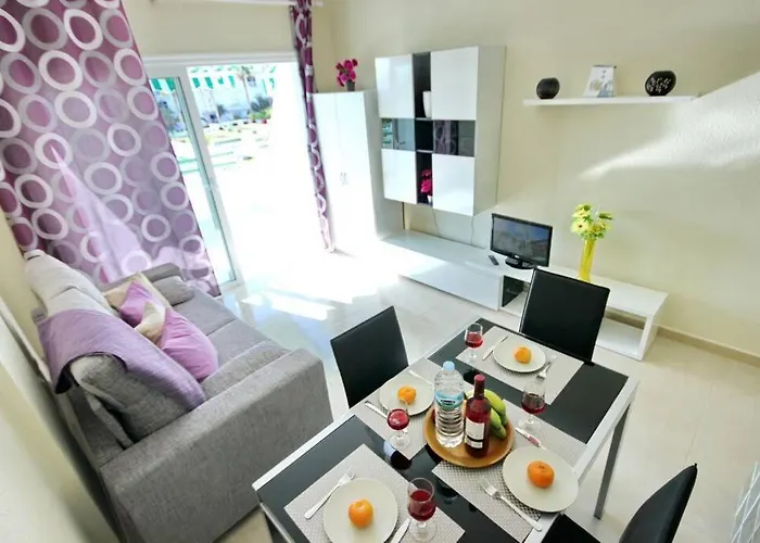 Διαμέρισμα In Beachfront Complex In El Duque Area, *